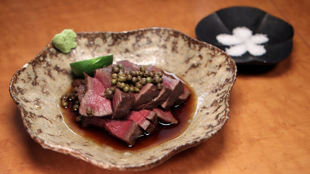 徳島県産　鹿もも肉の山椒焼き